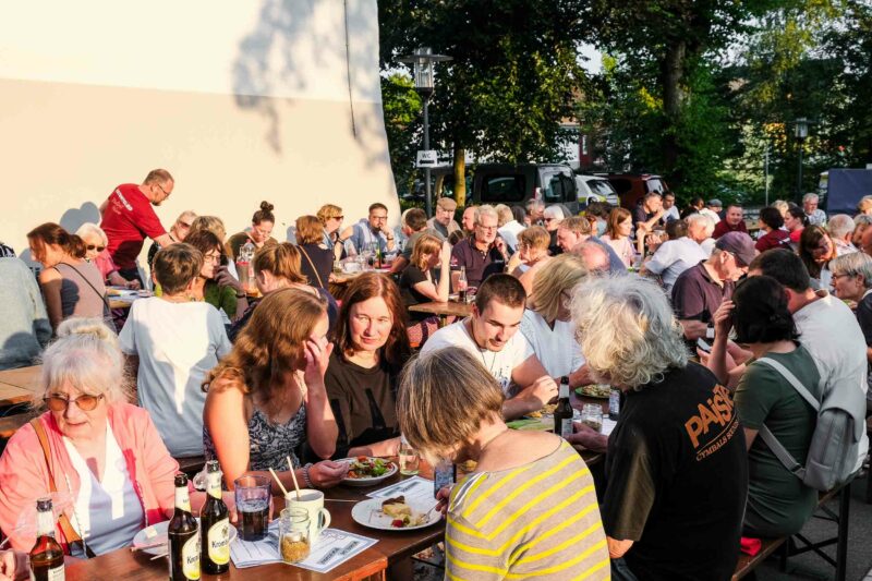 Dinner für Demokratie: Ein Fest für Vielfalt in Halver 38 Grüne Halver - % filename%