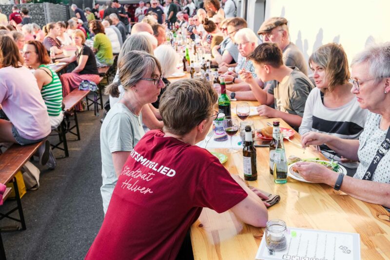 Dinner für Demokratie: Ein Fest für Vielfalt in Halver 41 Grüne Halver - % filename%