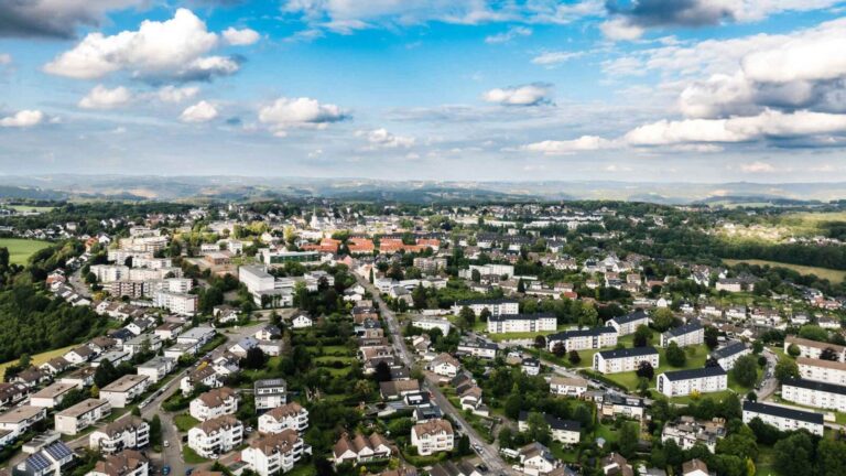 Innovative Wärme für Halver: Warum der Ausschuss ein kaltes Nahwärmenetz ablehnte